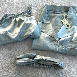 New Silky Satin Shortie Pajama Set Sz S Sage Green top, shorts, headband & bag